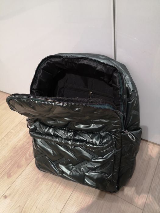 Plecak nowy połyskujący, nylon, zielony, puchowy