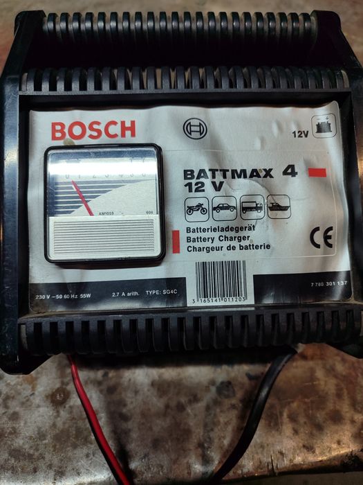 Зарядне для автомобіля