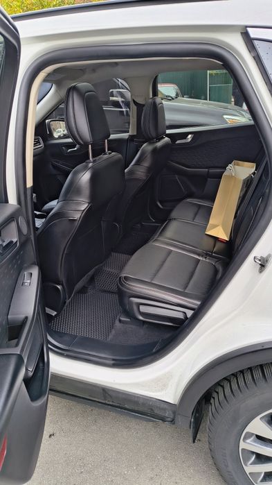 Продам Ford Escape Titanium