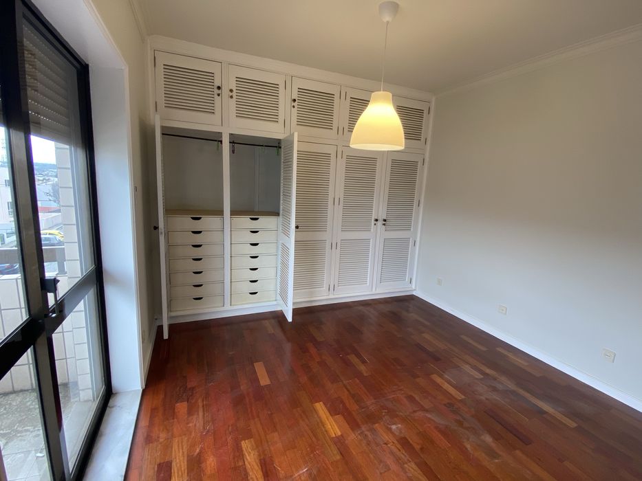 Apartamento T2 Maia Centro, lugar de garagem