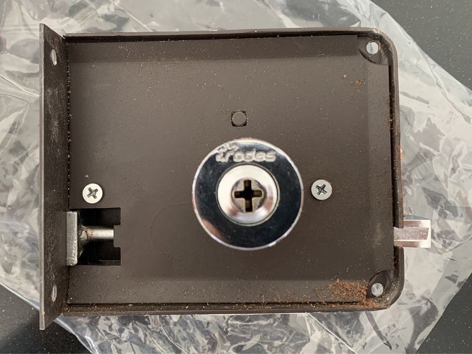 Fechadura Rodes 1956x12 DIR