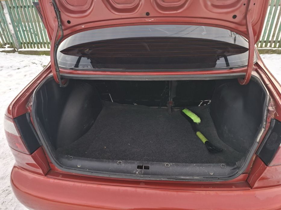 Ланос 2008  1.5 бенз рік один власник з салона