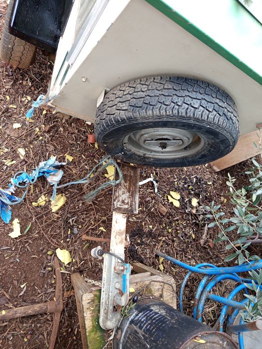 Reboque de transporte de cães de caça