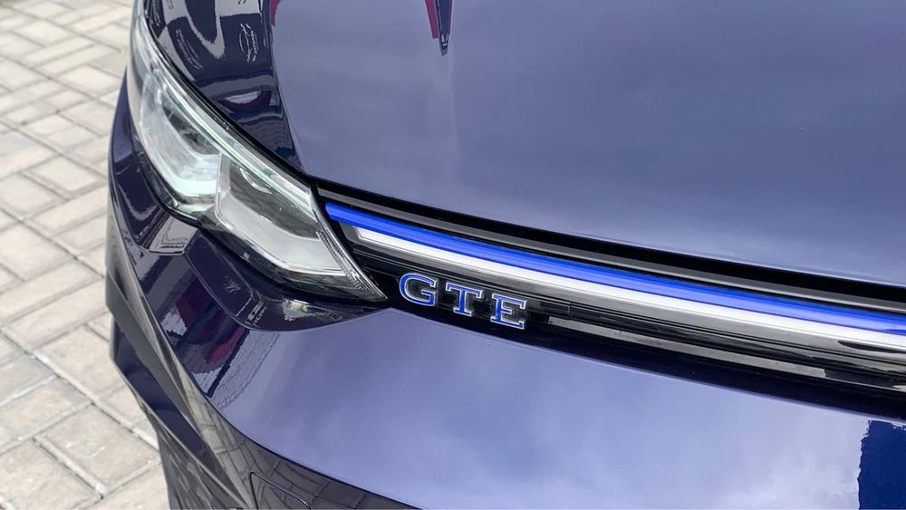 VW Golf GTE Hibrido Plug-in 245 cv