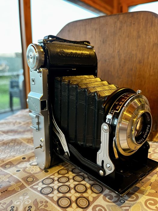 Antiga maquîa fotografica Balda Baldalux