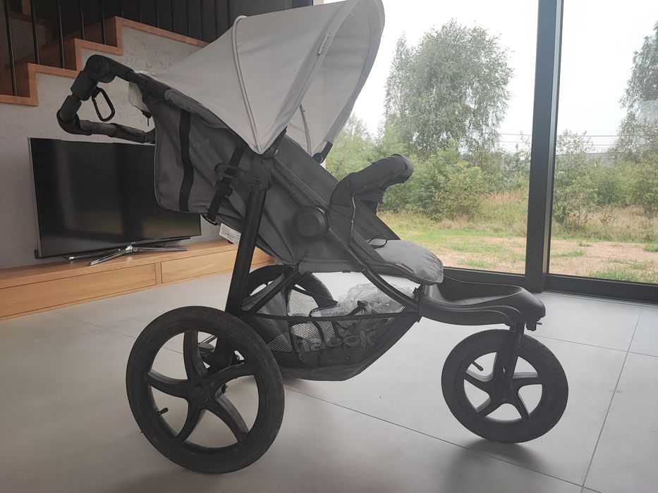 Hauck runner silver. Spacerówka na każdy teren.