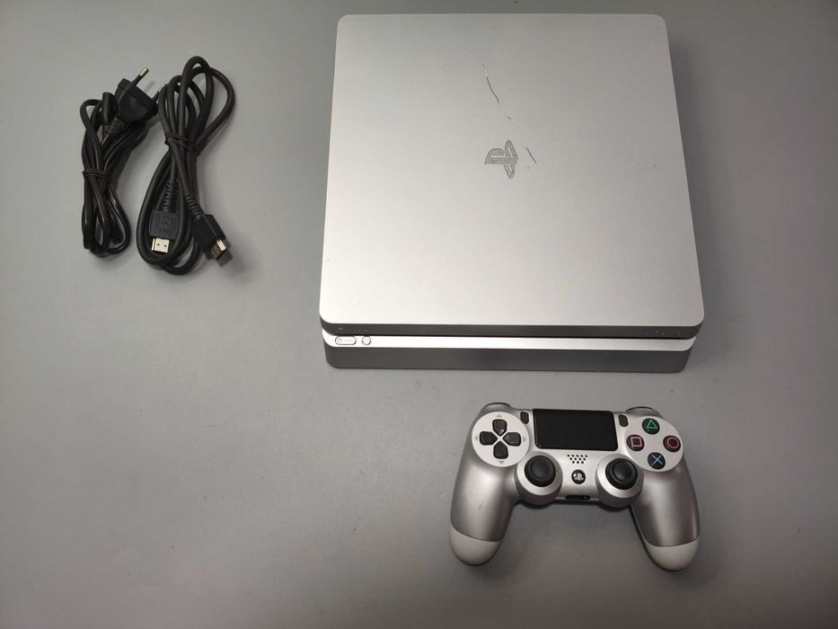Playstation 4 Slim Silver