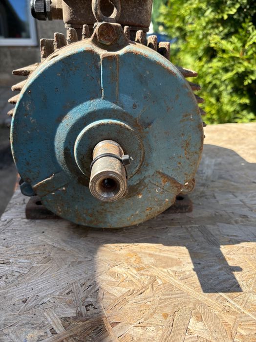 Silnik siłowy 4,0 KW