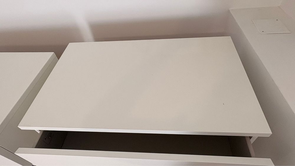 Comodas MALM 4 gavetas