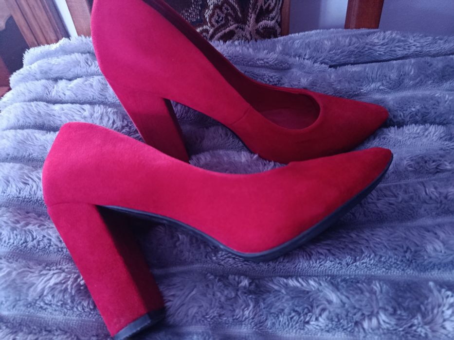 Туфлі замша 40 розмір.