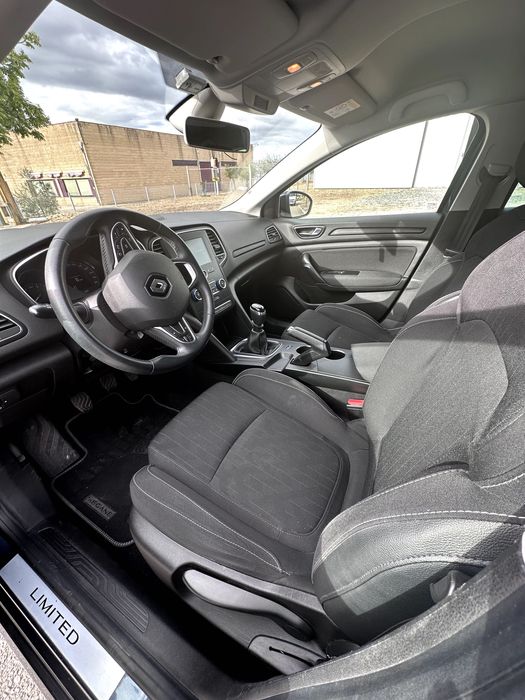 TVDE (ZONA NORTE) - Aluguer de Viatura 210€ - RENAULT MÉGANE