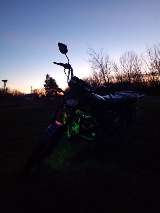 Продам MUSSTANG  MT 125-2
