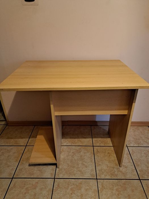 Łóżko drewniane sosnowe 128x205+ gratis dywan.