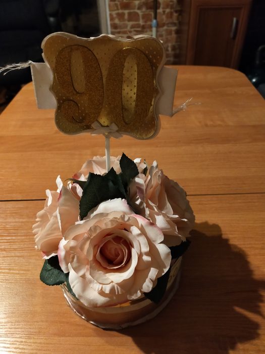 Śliczna ozdoba urodzinowa 90 lat..