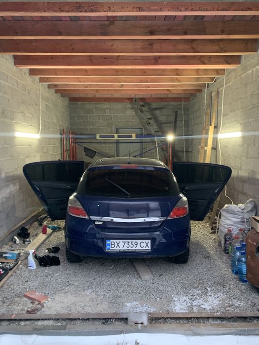 Продам гараж двохповерховий