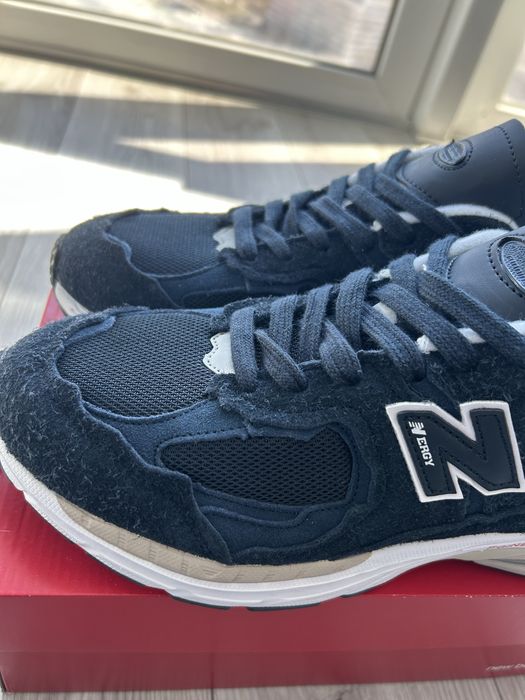 Легкі та стильні чоловічі кросівки!