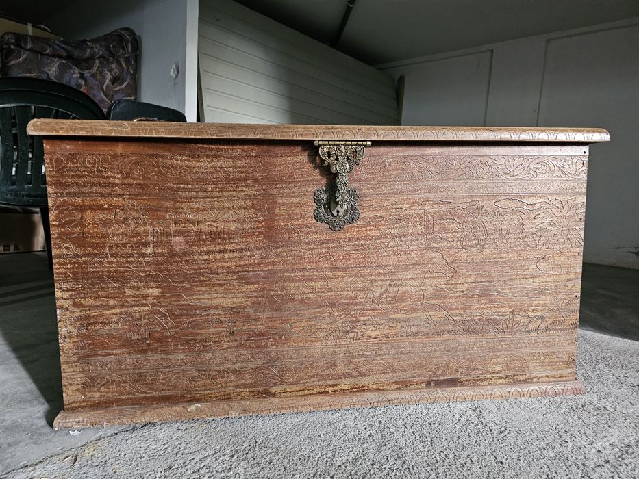 Caixa de madeira arca de madeira