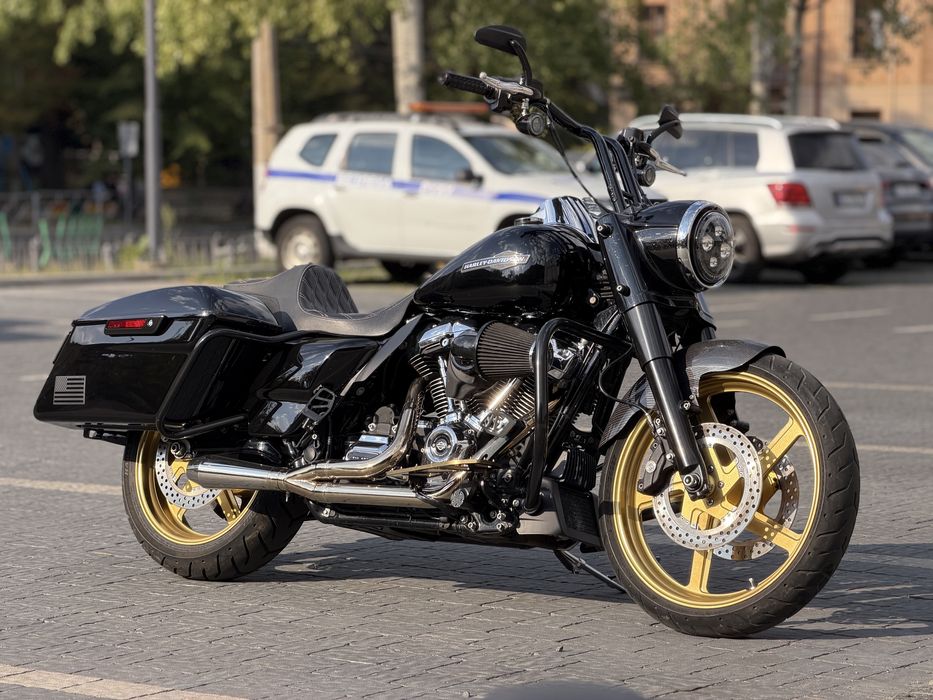 Harley-davidson road king