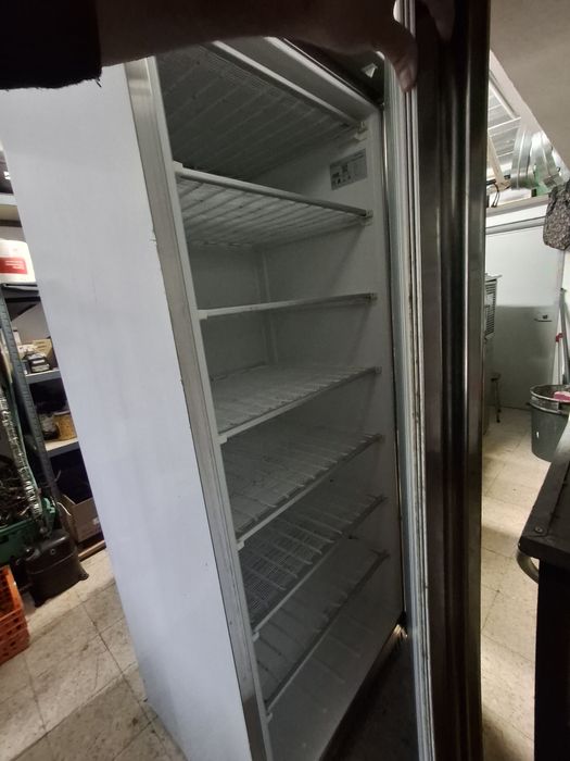 Frigorifico ou congelador industrial como novo!