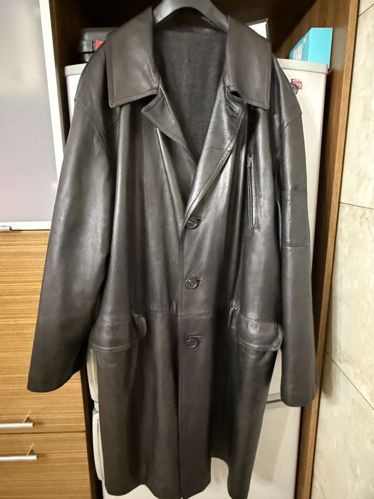 Продам кожаное пальто бриони Brioni