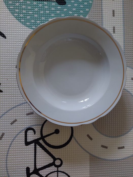 Talerz głęboki porcelana KAROLINA Jaworzyna Śląska PRL sygn 66 vintage