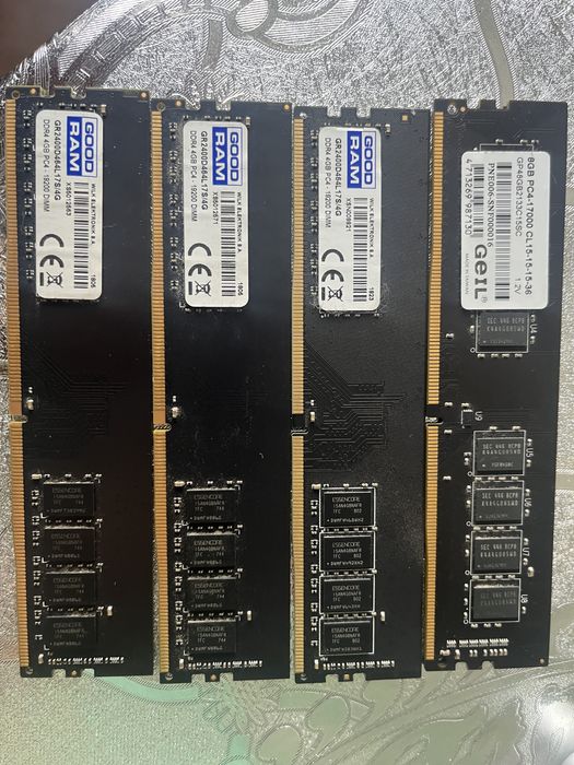 Продам оперативную память ddr4 16гб 8гб 4гб