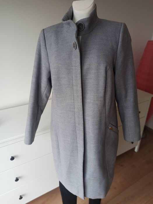 Elegancki szary płaszcz pikowany od środka jesień zima L/40 XL/42 stan