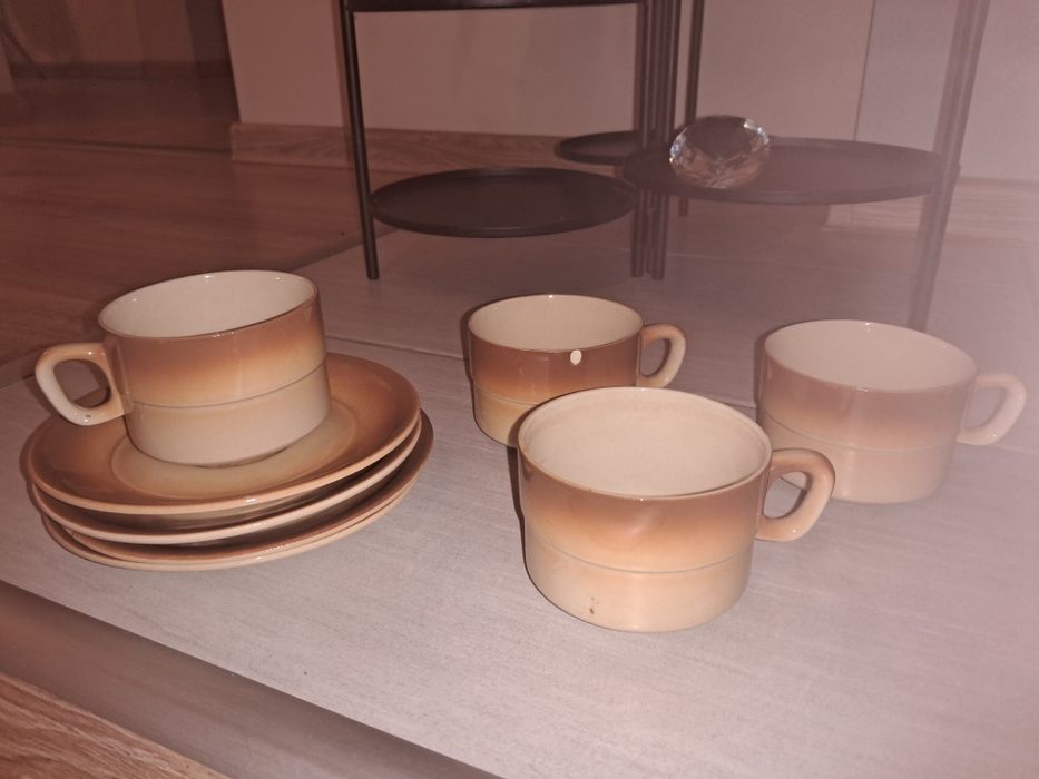 Filiżanki ze spodeczkami Tułowice, made in Poland, ceramika z czasów P