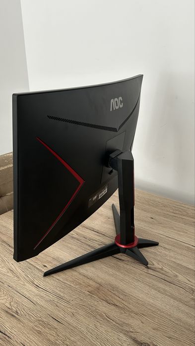 Monitor AOC avariado para retirada de peças