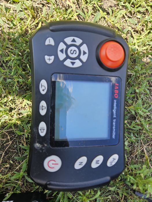 Łódka zanętowa JABO-2AG GPS 12h pływania