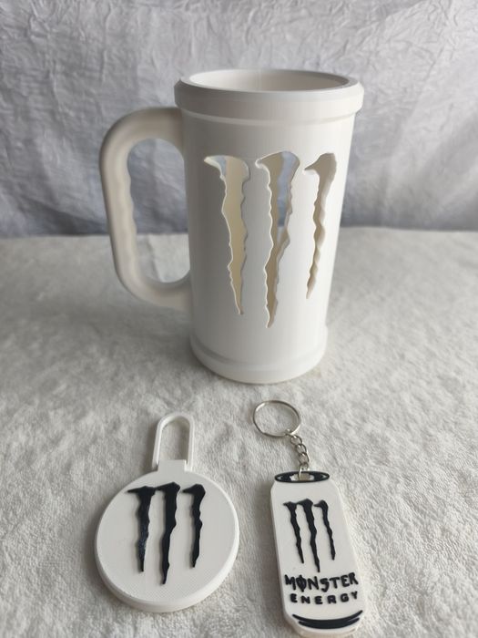 Caneca Monster branco + acessórios