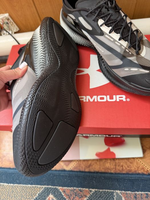 Кросівки чоловічі Under Armour