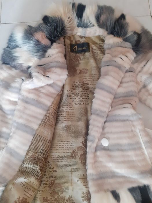 Casaco td em Pêlo sintético ( ANTON &  MODA) C/ Novo