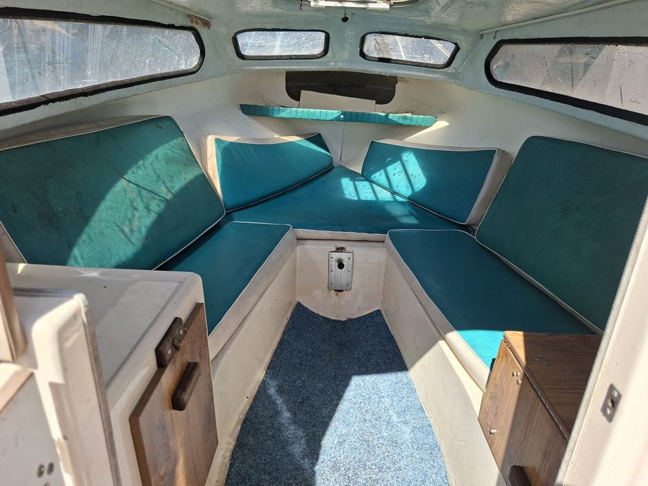 Łódka łódź kabinowa shetland 570 silnik zaburtowy johnson 110 KM