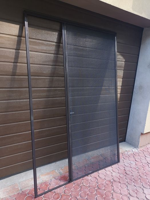 Moskitiera balkonowa rolowana