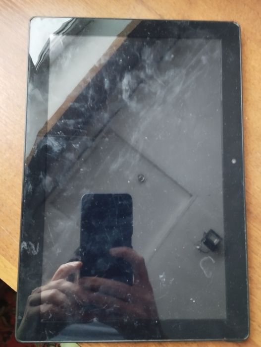 Планшет-андроїд (неробочий) 10'