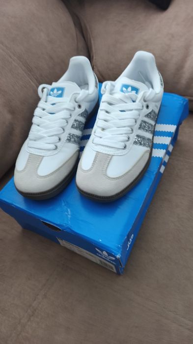 Adidas samba prateado