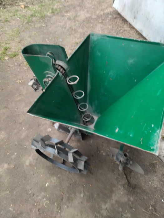 Трактор Lider LUX180D