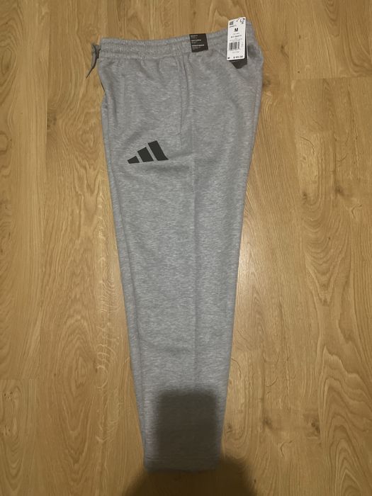 Спортивні штани adidas