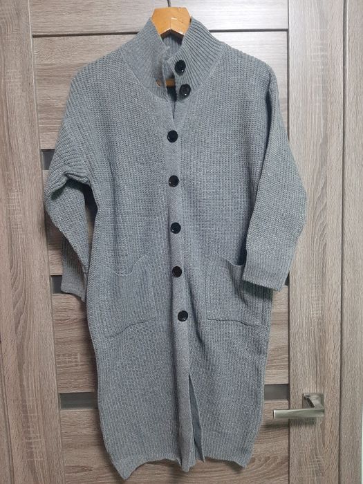 Кардиган жіночий.