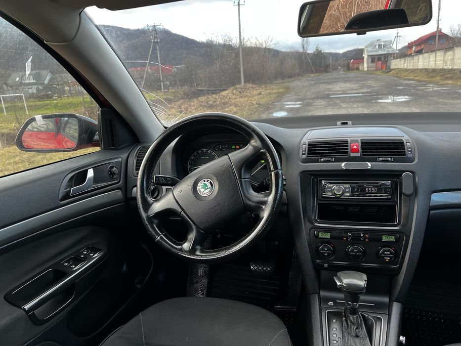Skoda Octavia A5 АВТОМАТ Бенз/Газ