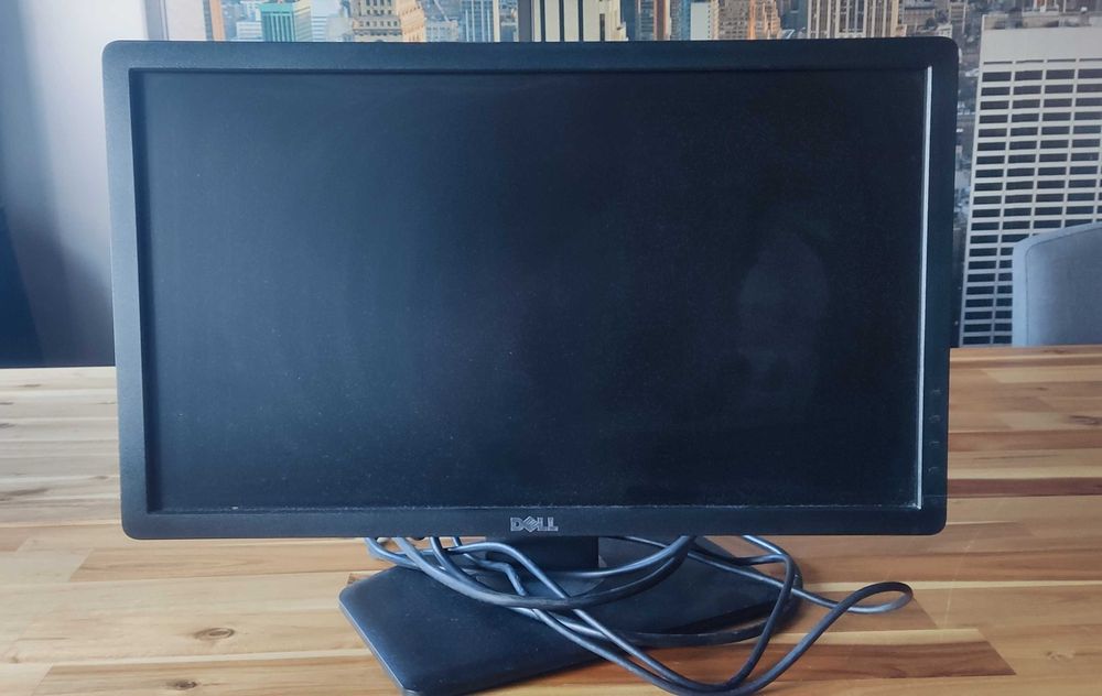 Monitor 20 cali Dell na kabel VGA
