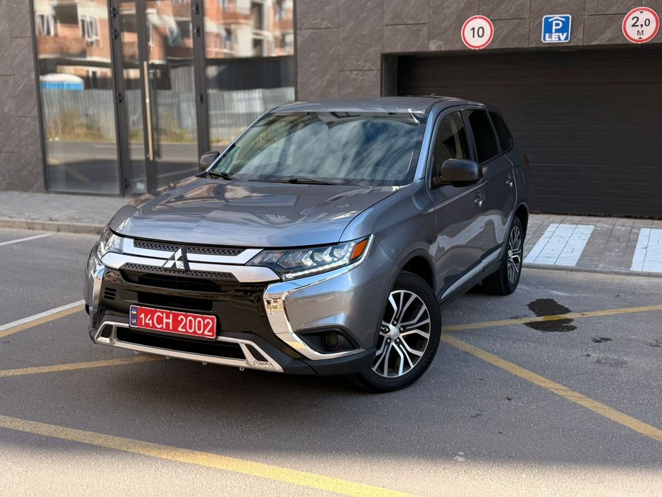 Продам Mitsubishi Outlander 2.4i