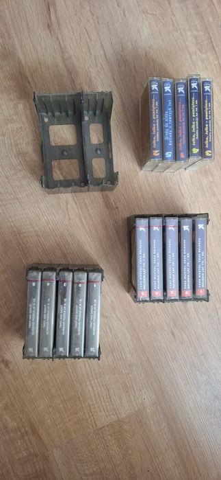 Skrzynki na kasety magnetofonowe do auta retro