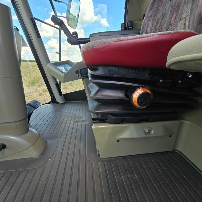 Свіжопривезений комбайн клас lexion 420