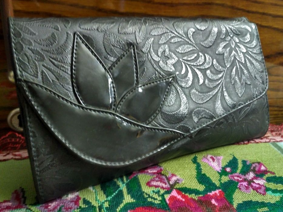 Сумочка - клатч