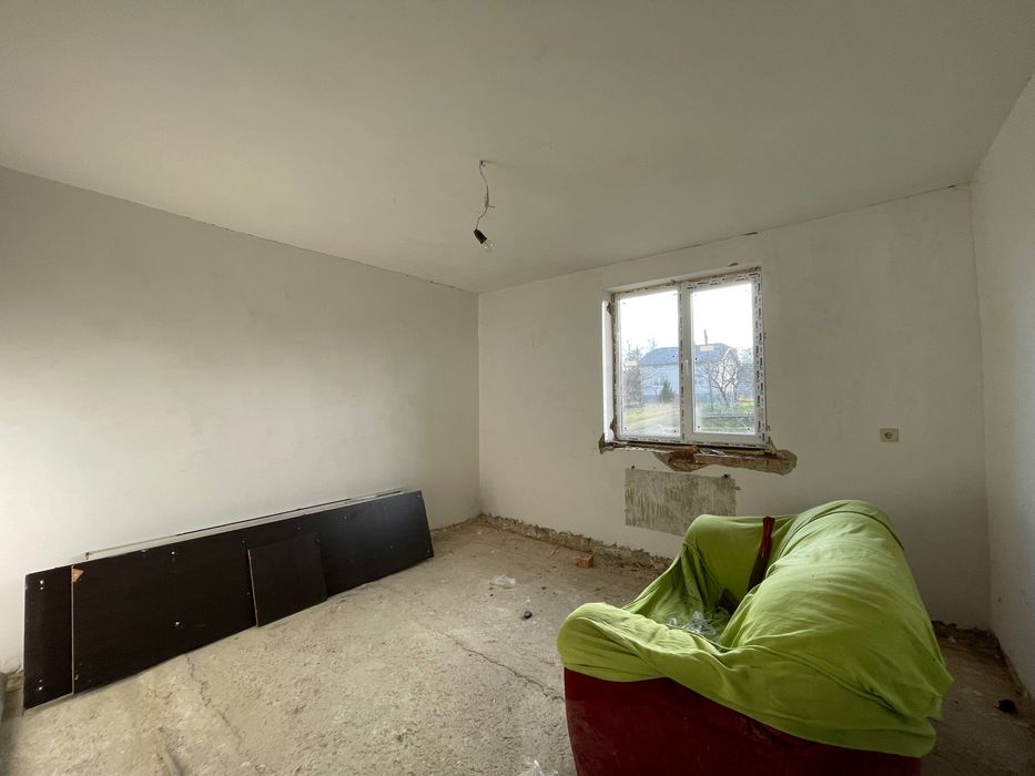 Будинок с. Оболоння, 3 км від м. Долина