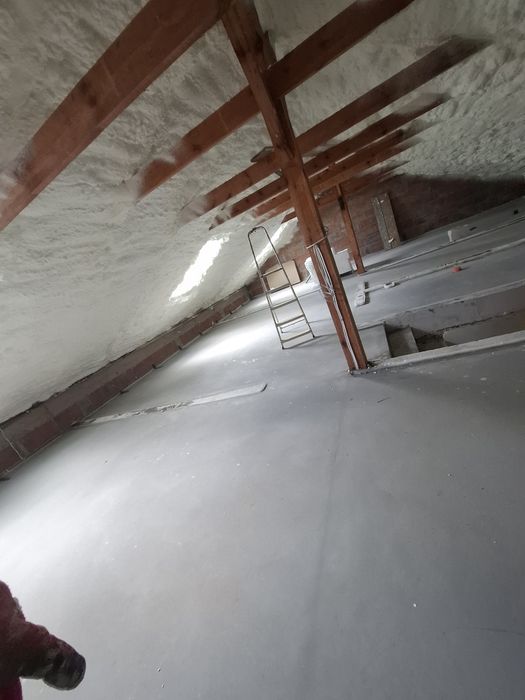 Izolacje Natryskowe Pianą Pur