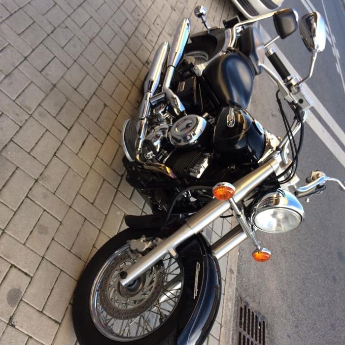 Mota yamaha dragstar 650  ano 2006, impecável de origem com poucos km