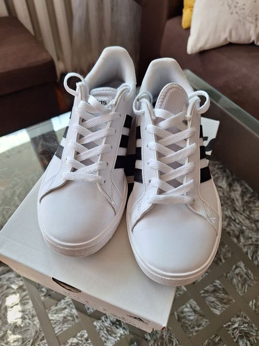 Buty sportowe Adidas  rozmiar 37 i 1/3. JAK NOWE 37 1/3